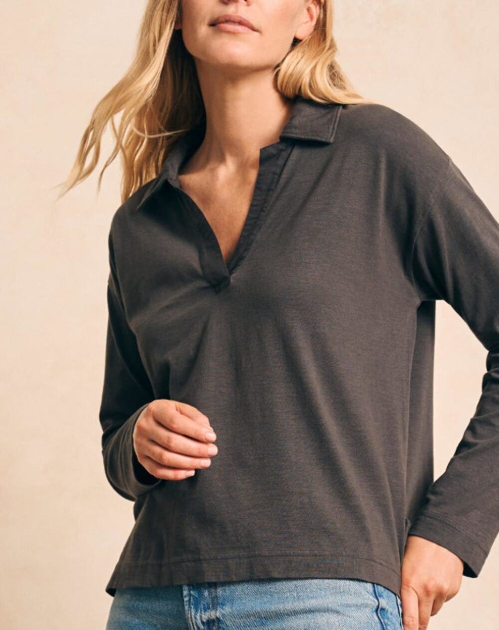 Faherty Sunwashed Gray V-neck Long Sleeve Polo Shirt Loungewear Women's size XS